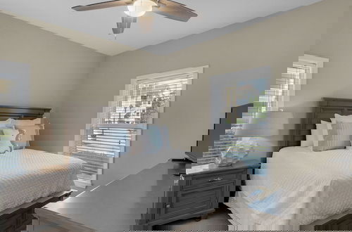 Photo 5 - 1st Floor, Walkable to Dining, Shopping, Beach - Sleeps 6