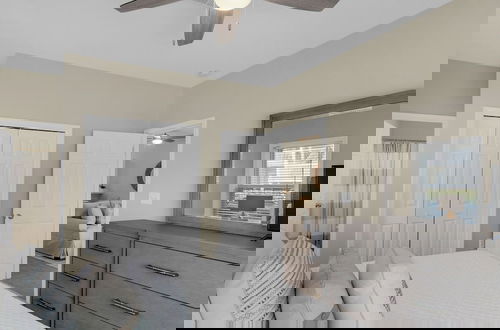 Photo 6 - 1st Floor, Walkable to Dining, Shopping, Beach - Sleeps 6