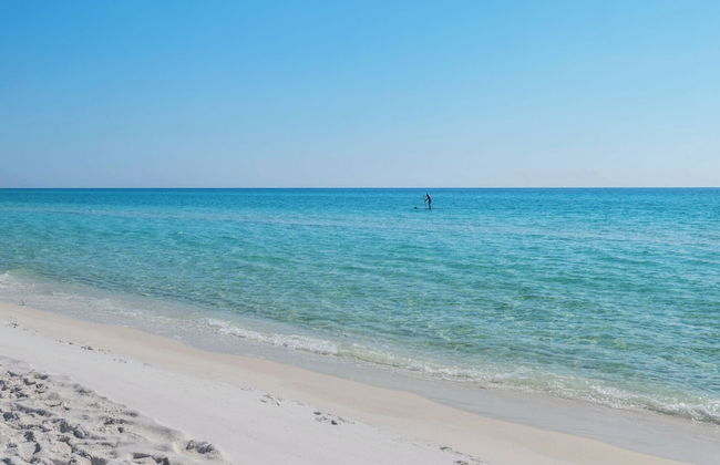 4BR Home, Private Pool, Steps From Beach, Minutes to Top Attractions - Photo 63