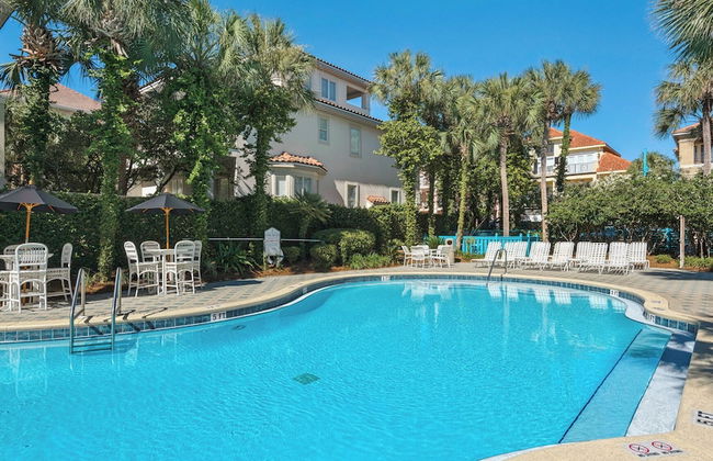 4BR Home, Private Pool, Steps From Beach, Minutes to Top Attractions - Photo 38