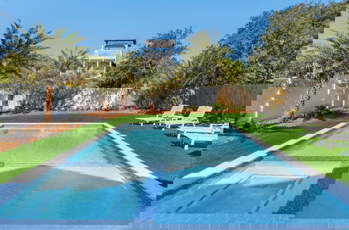 Foto 31 - New Heated Saltwater Pool! Beach Nearby. Seagrove Retreat
