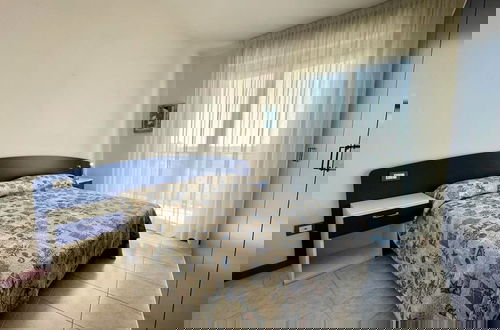 Photo 3 - Luminous Flat in a Residence With Common Pool
