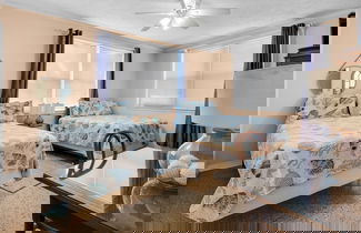 Photo 2 - 3br/3ba, Steps to Beach, Gulf Views, Free Beach Setup!