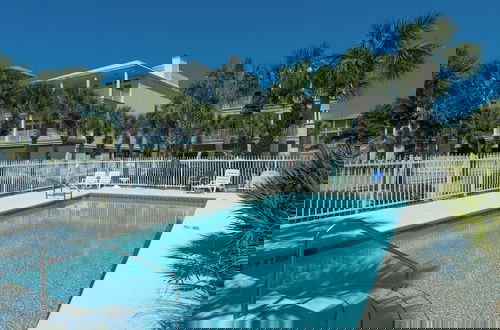 Foto 37 - Gulf Front in the Heart of Seagrove ~ Sweeping Views ~ Pool ~ Sleeps 8