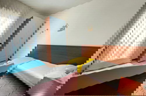 Foto 3 - Cozy Apartment With Shared Pool