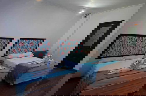 Foto 8 - Big Brother Condotel