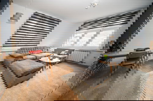Foto 7 - Design 1bdr Apartment With City View