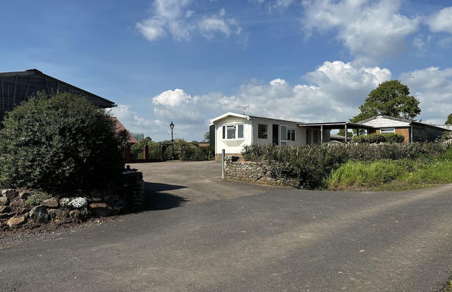 2 Bed Chalet on Working Farm - Foto 19