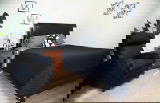Photo 2 - 2BD 2BT Apartment 1 Min to University Utrgv