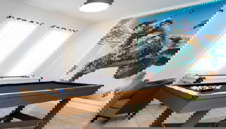 Foto 1 - Modern Marvel-spacious Themed Fun-filled Family Getaway