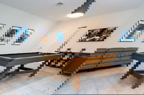 Foto 20 - Modern Marvel-spacious Themed Fun-filled Family Getaway