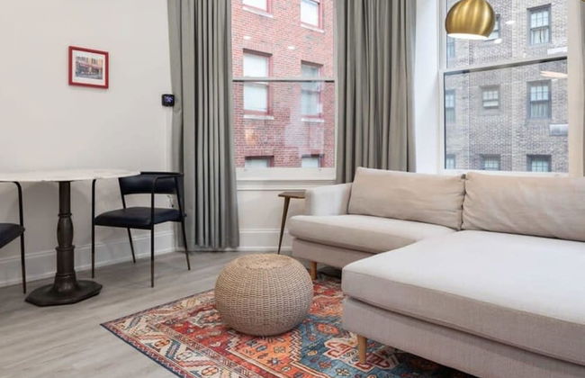 Sosuite Bay Window 1BR Apt w W/d, Desk - Foto 4