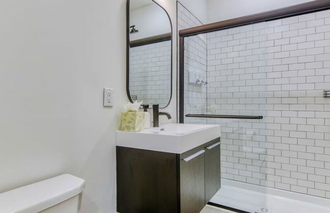 Sosuite Bay Window 1BR Apt w W/d, Desk - Foto 2