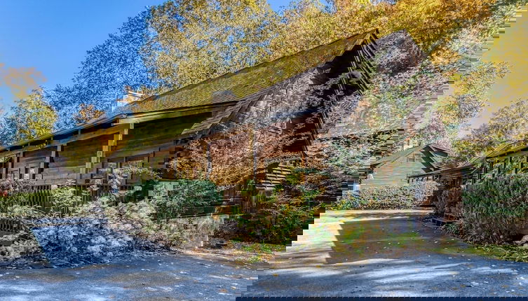 Foto 1 - Er 256 â Smoky Mountain Top Great Location â Close To Town! 3 Bedroom Cabin by RedAwning