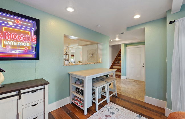 Decked Out On Marbury 4 Bedroom Home by RedAwning - Foto 52