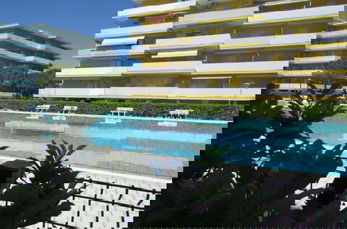 Foto 14 - Comfy Flat for Pool's Lovers - Beahost