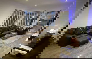 Foto 1 - Charming 3-bed Apartment in London