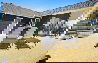 Foto 1 - 8 Person Holiday Home in Vaeggerlose