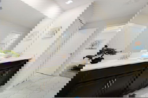 Foto 48 - 9 Bed Storey Lake Resort Game Room/pool 9 Bedroom Home by RedAwning