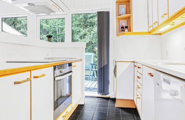 8 Person Holiday Home in Albaek - Foto 6