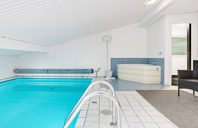 8 Person Holiday Home in Albaek - Foto 21