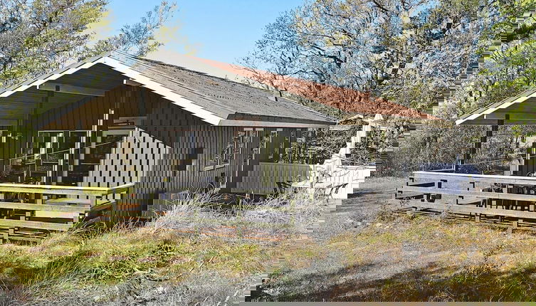 Foto 1 - 6 Person Holiday Home in Jerup