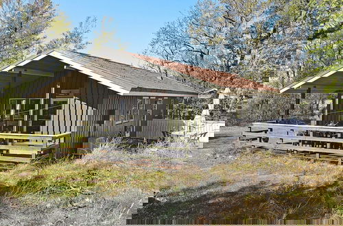 Foto 1 - 6 Person Holiday Home in Jerup