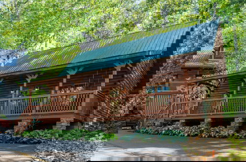 Foto 51 - 270 Black Bear 3 Bedroom Cabin by RedAwning