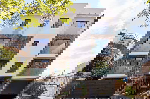 Photo 10 - The Temple Fortune Crib - Lovely 3bdr House With Balcony and Parking