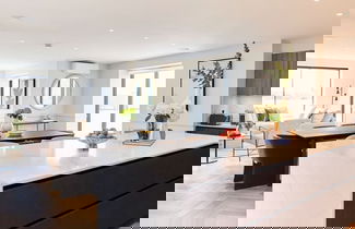 Photo 1 - The Temple Fortune Crib - Lovely 3bdr House With Balcony and Parking