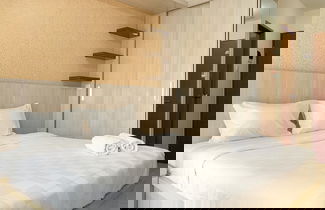 Photo 3 - Modern Look And Comfy Studio Tifolia Apartment