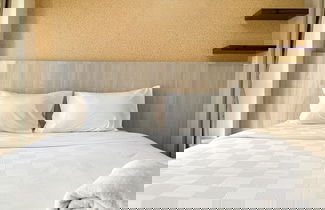 Photo 2 - Modern Look And Comfy Studio Tifolia Apartment