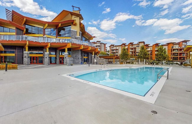 Top Floor Lake View Condo at Copper Sky - Foto 27