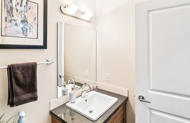 Top Floor Lake View Condo at Copper Sky - Foto 21
