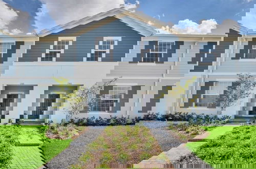 Foto 1 - 5 Bed In Windsor Island Resort 5 Bedroom Townhouse by RedAwning