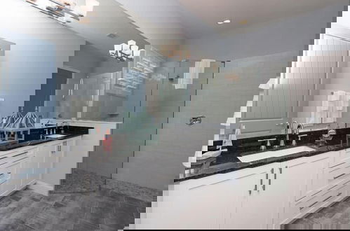 Foto 23 - Sunset Key, 5 Bedrooms, Private Pool, Game Room, Beach, Sleeps 12