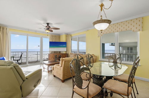 Photo 13 - Grandview Oasis! 3BR 2BA Sleeps 9! Gulf-front Tranquility Beckons