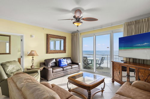 Photo 10 - Grandview Oasis! 3BR 2BA Sleeps 9! Gulf-front Tranquility Beckons