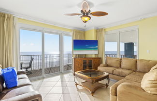 Foto 1 - Grandview Oasis! 3BR 2BA Sleeps 9! Gulf-front Tranquility Beckons