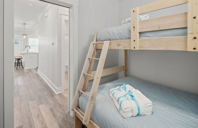Laguna Haven! 3BR 2BA Sleeps 7! Your Perfect Escape! - Foto 6