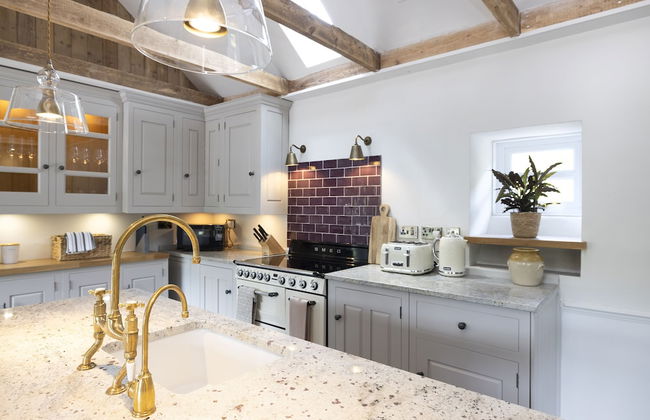 JOIVY Exceptional Cottage W/ Stunning Country Views - Foto 24