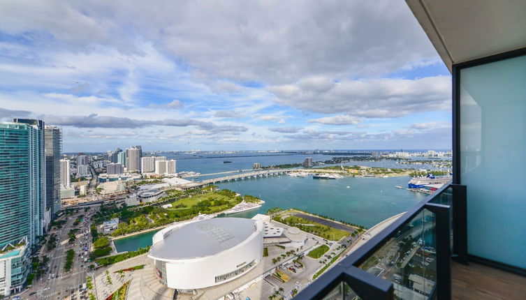 Photo 1 - Stylish Studio with City View in Bayside