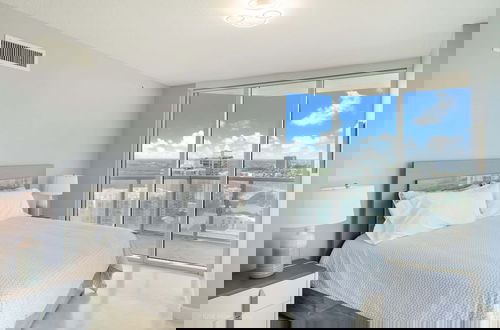 Foto 3 - A Breathtaking Oceanview High Rise Luxury Condo!