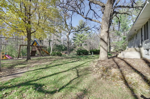 Foto 23 - Spacious Stillwater Home w/ Yard & Fire Pit