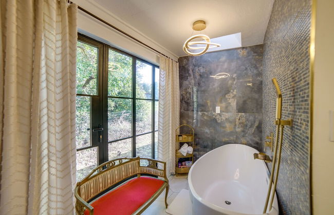 Chic Fort Bragg Vacation Rental - Walk to Beach - Foto 2