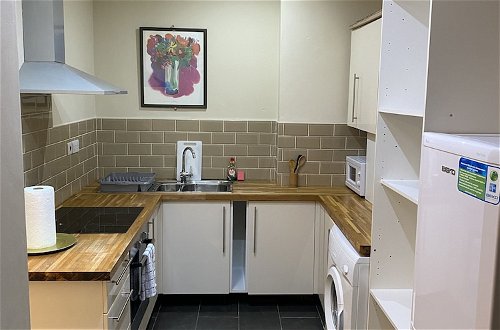 Foto 10 - Spacious 3-bed Apartment in Central London