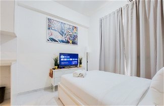 Photo 3 - Comfortable And Homey Studio At Sky House Alam Sutera Apartment