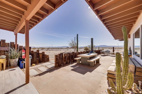 Photo 9 - Twentynine Palms Desert Oasis w/ Pool & Hot Tub