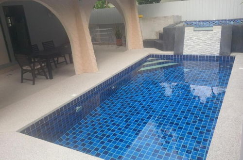 Photo 14 - Villa Rosa With Private Pool and Jacuzzi