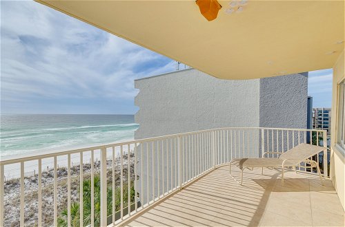 Foto 17 - Oceanfront Fort Walton Beach Condo With Balcony
